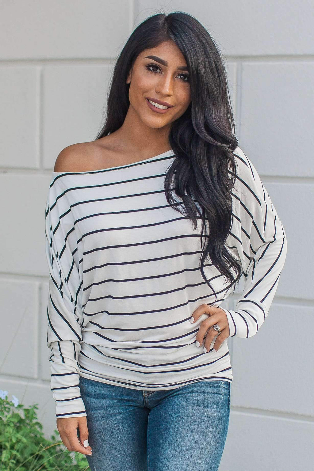 "Set On You" Knit Top (Off White)