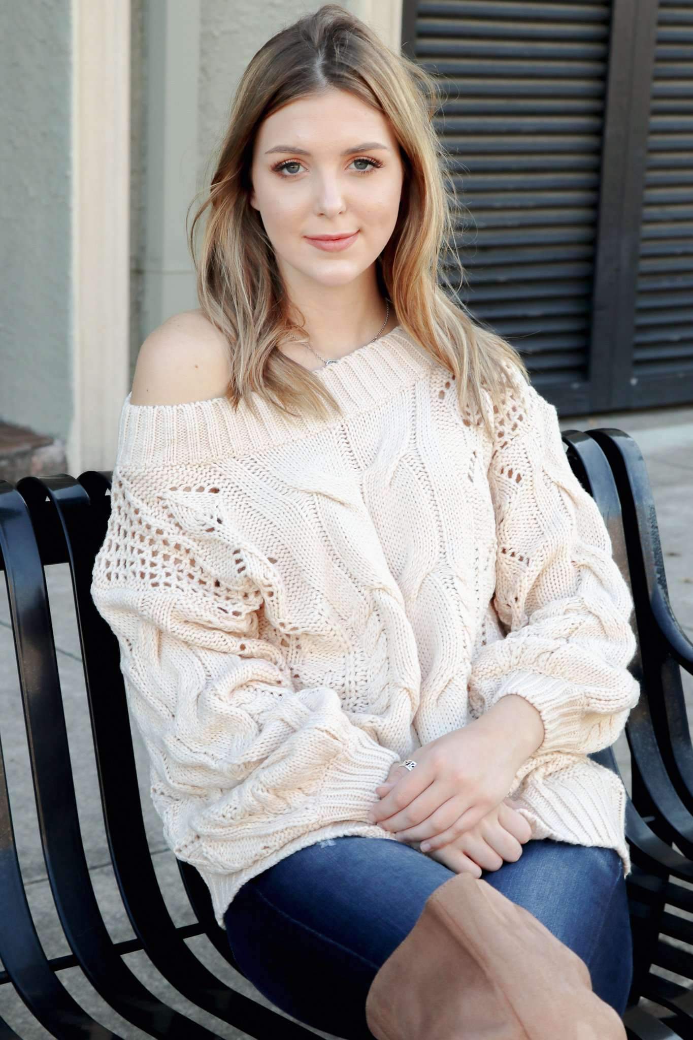 "When Autumn Calls" Knit Sweater (Cream)