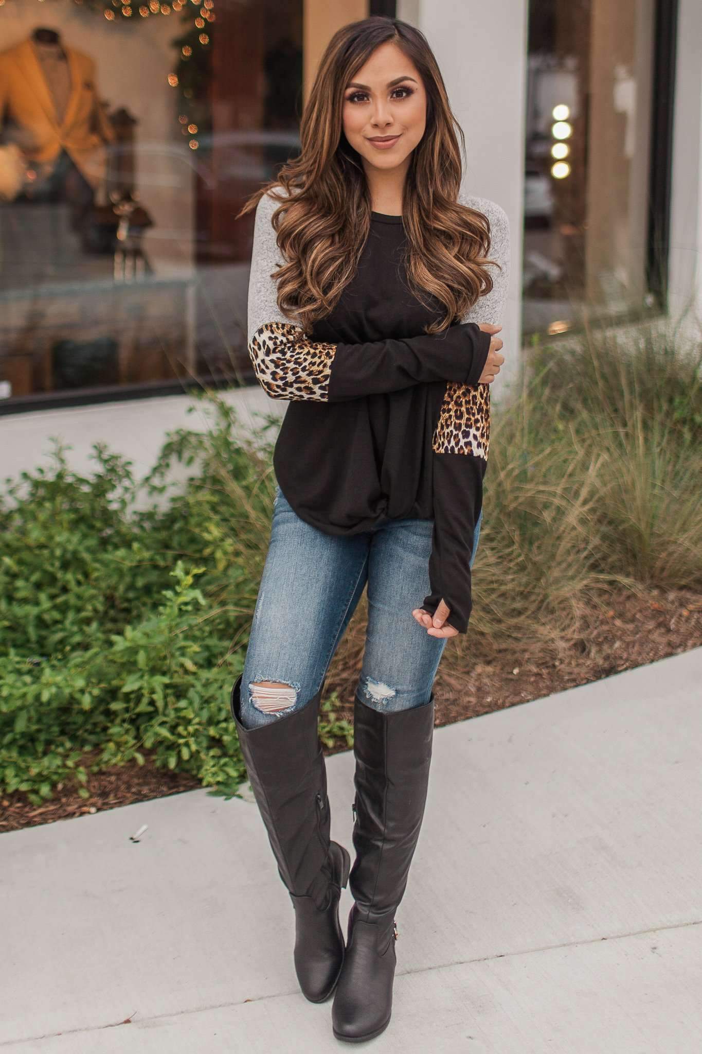 "Meow And Twist" Knit Top