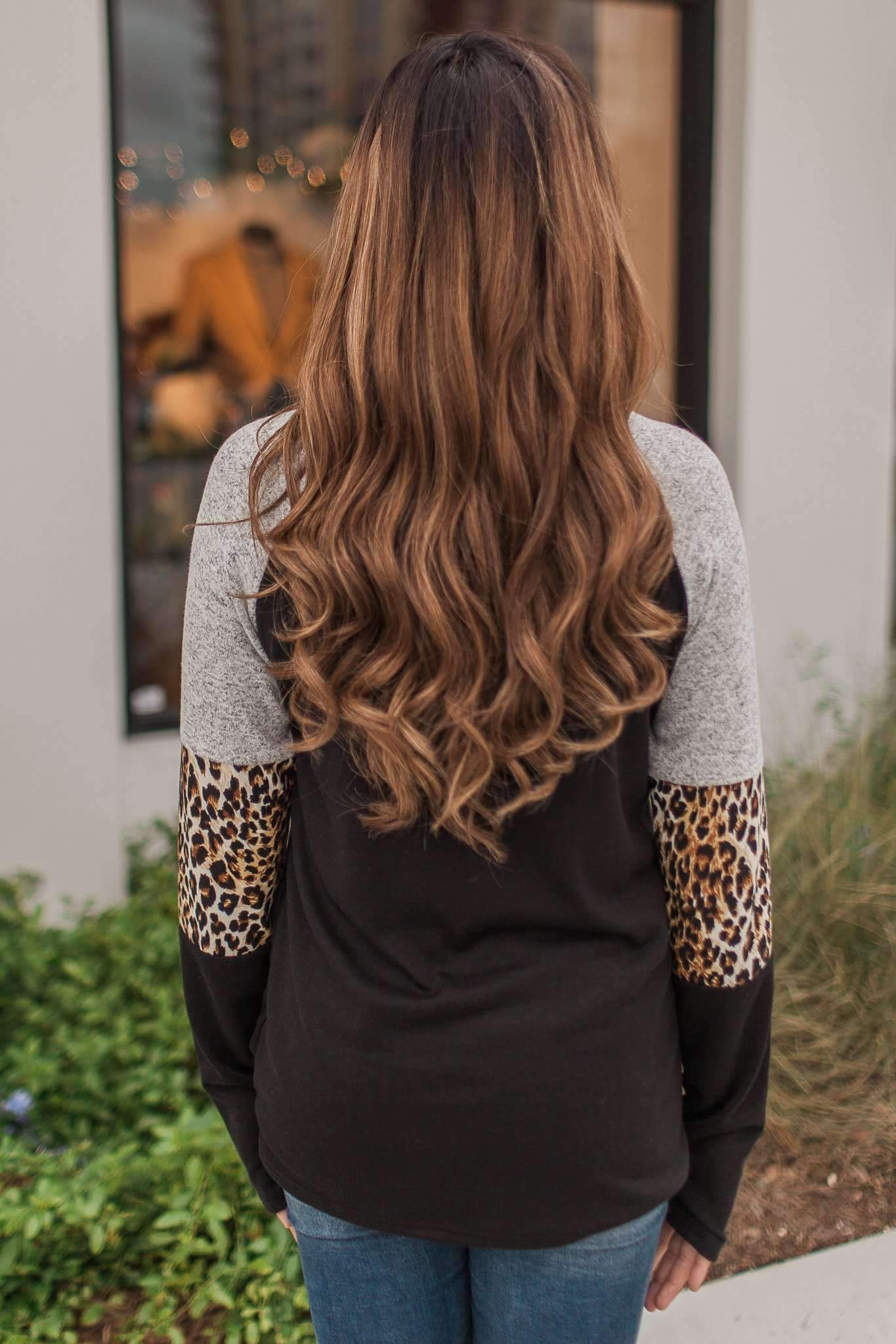 "Meow And Twist" Knit Top