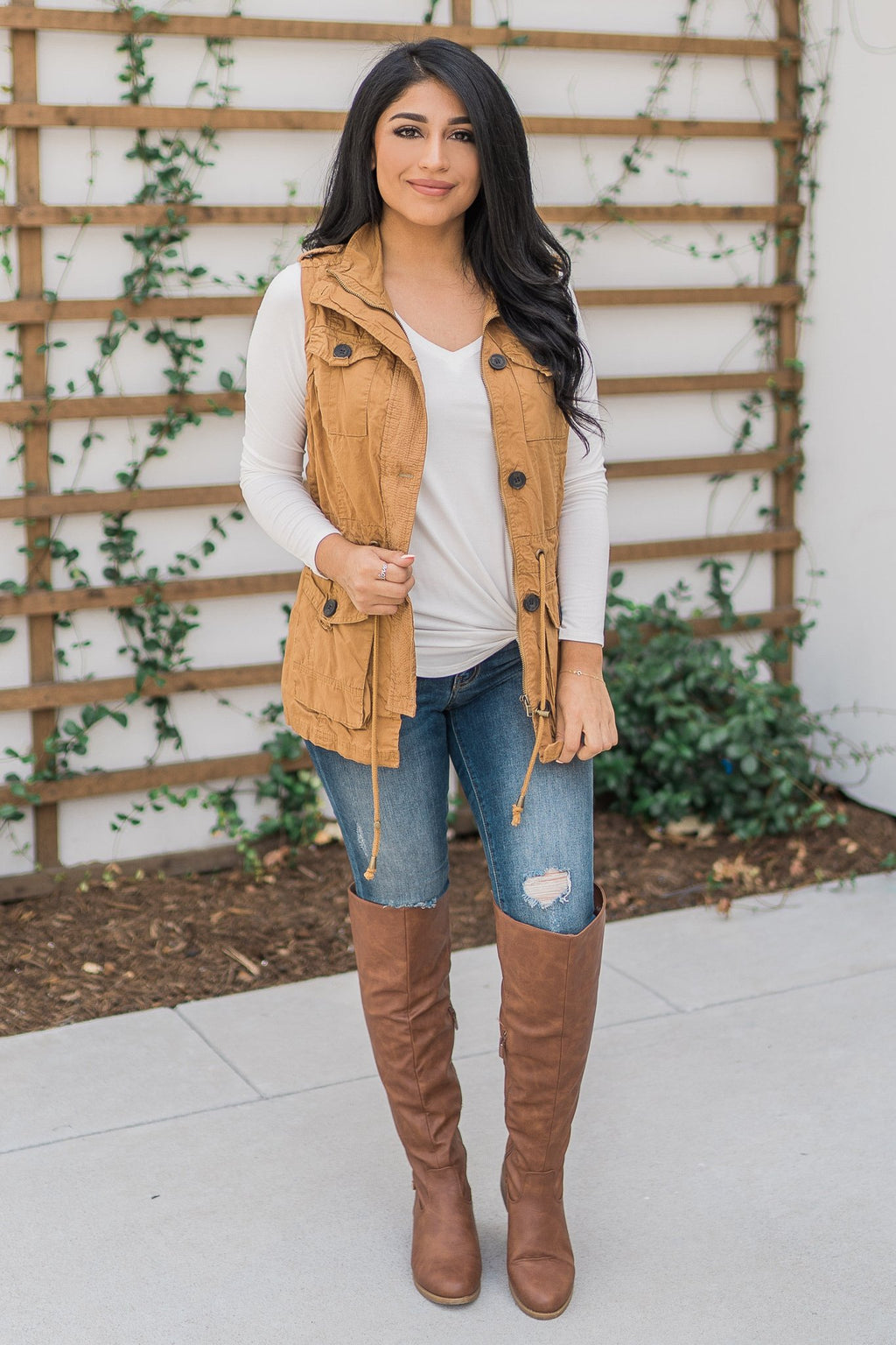 "Right On Trend" Cargo Vest (Camel)