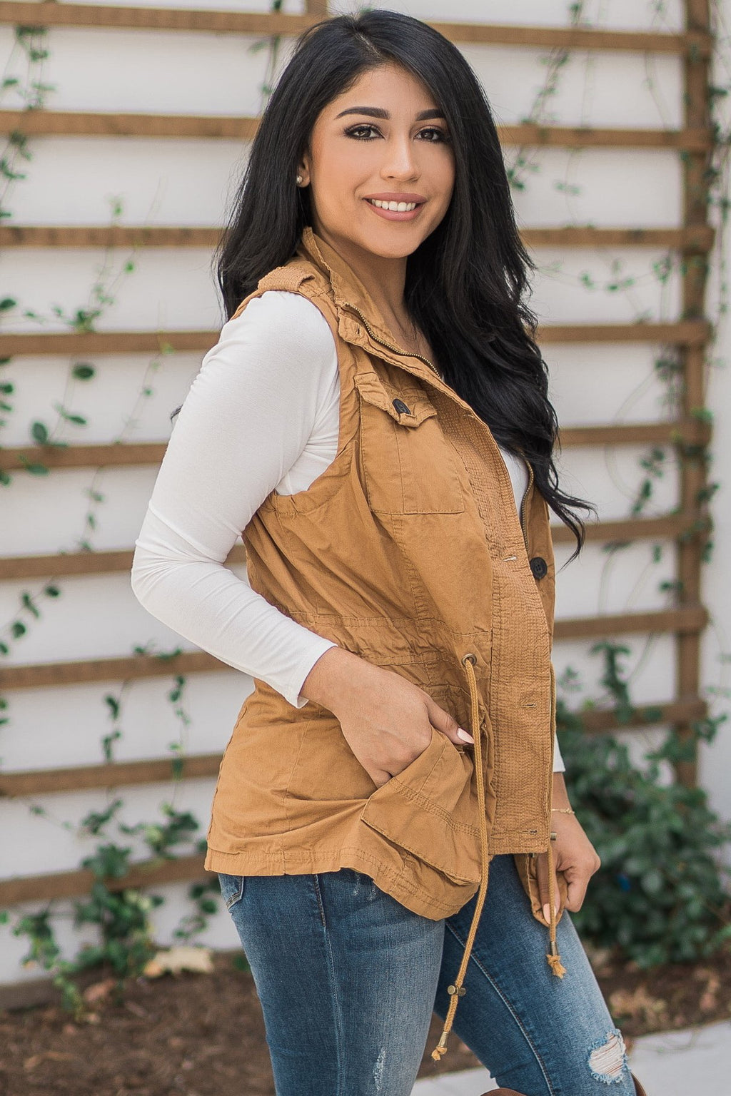 "Right On Trend" Cargo Vest (Camel)