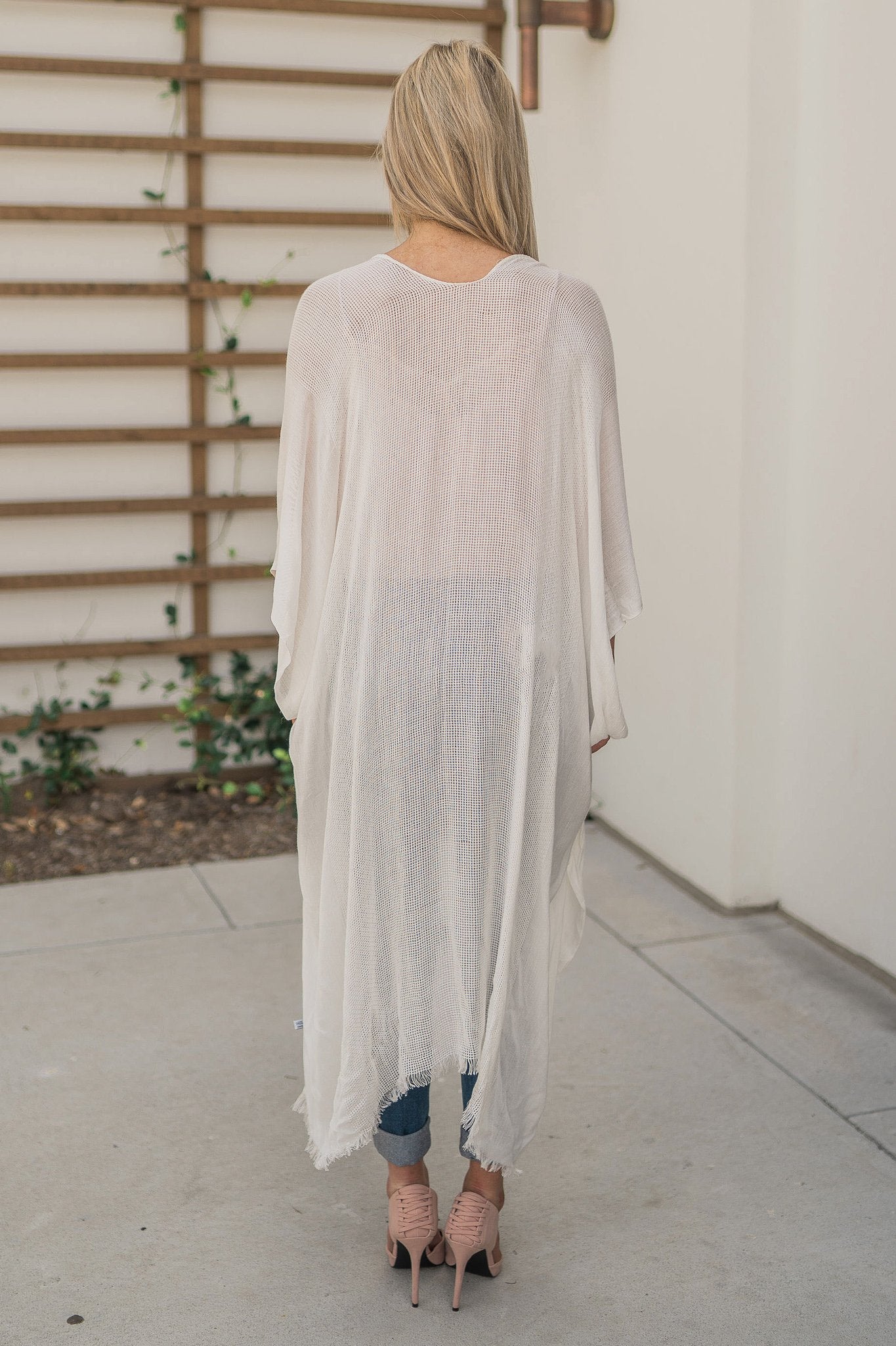 "All She Wrote" Kimono Wrap (White)