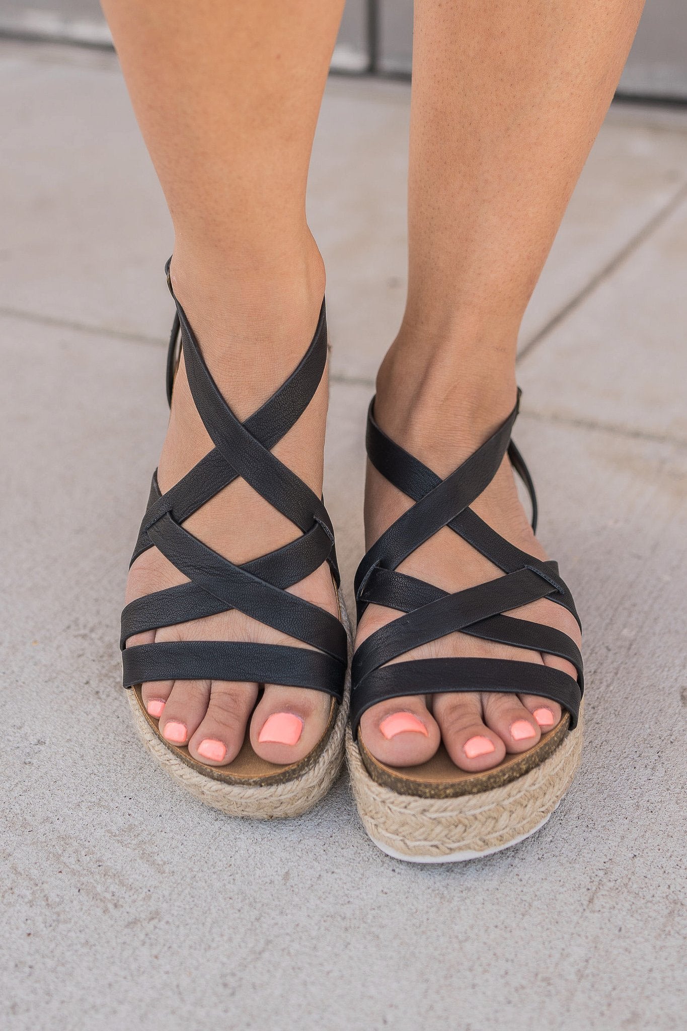 "Get Strapped In" Flatform Sandals (Black)