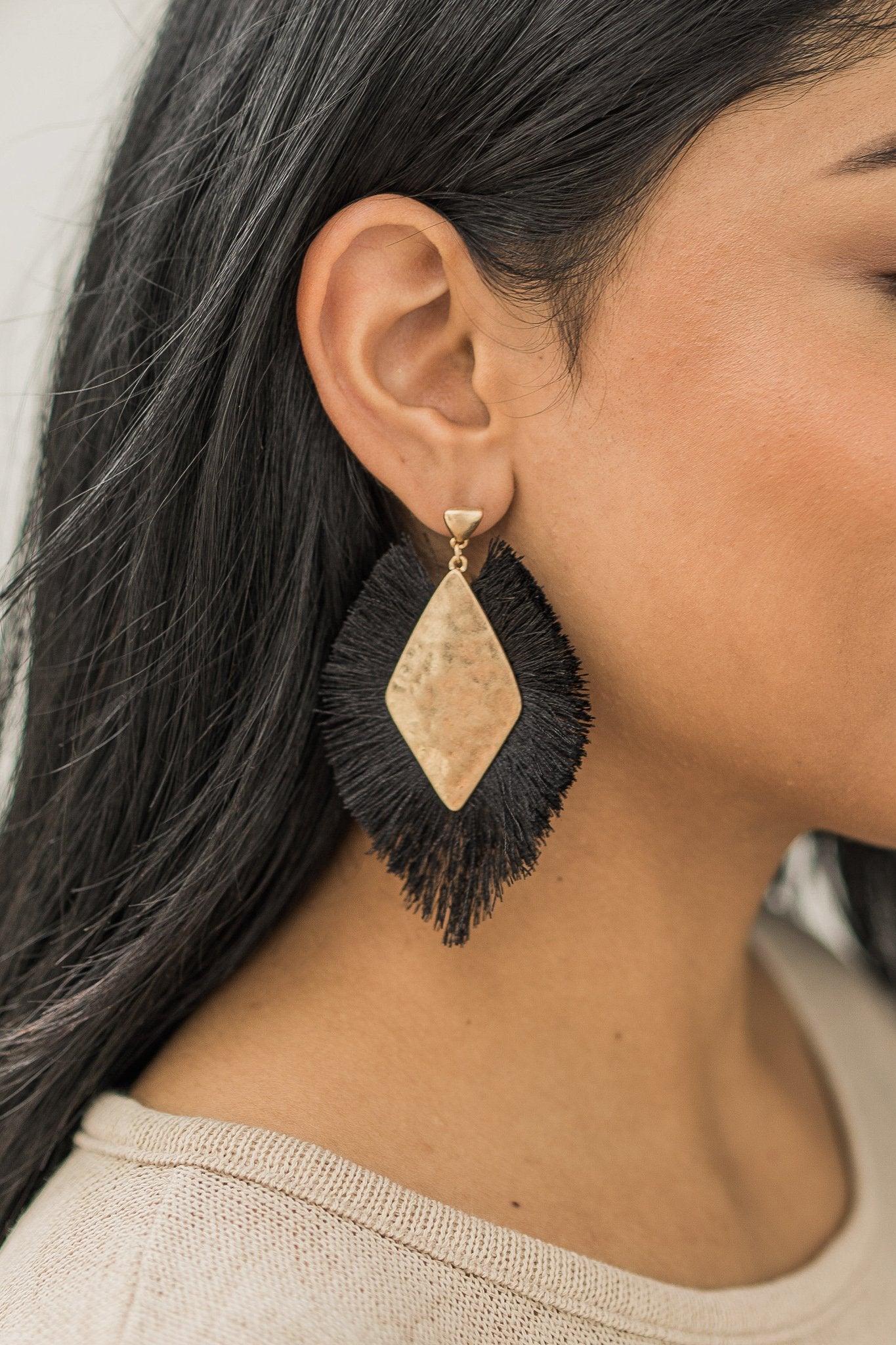 Gwyneth Fringe Earrings (Black)