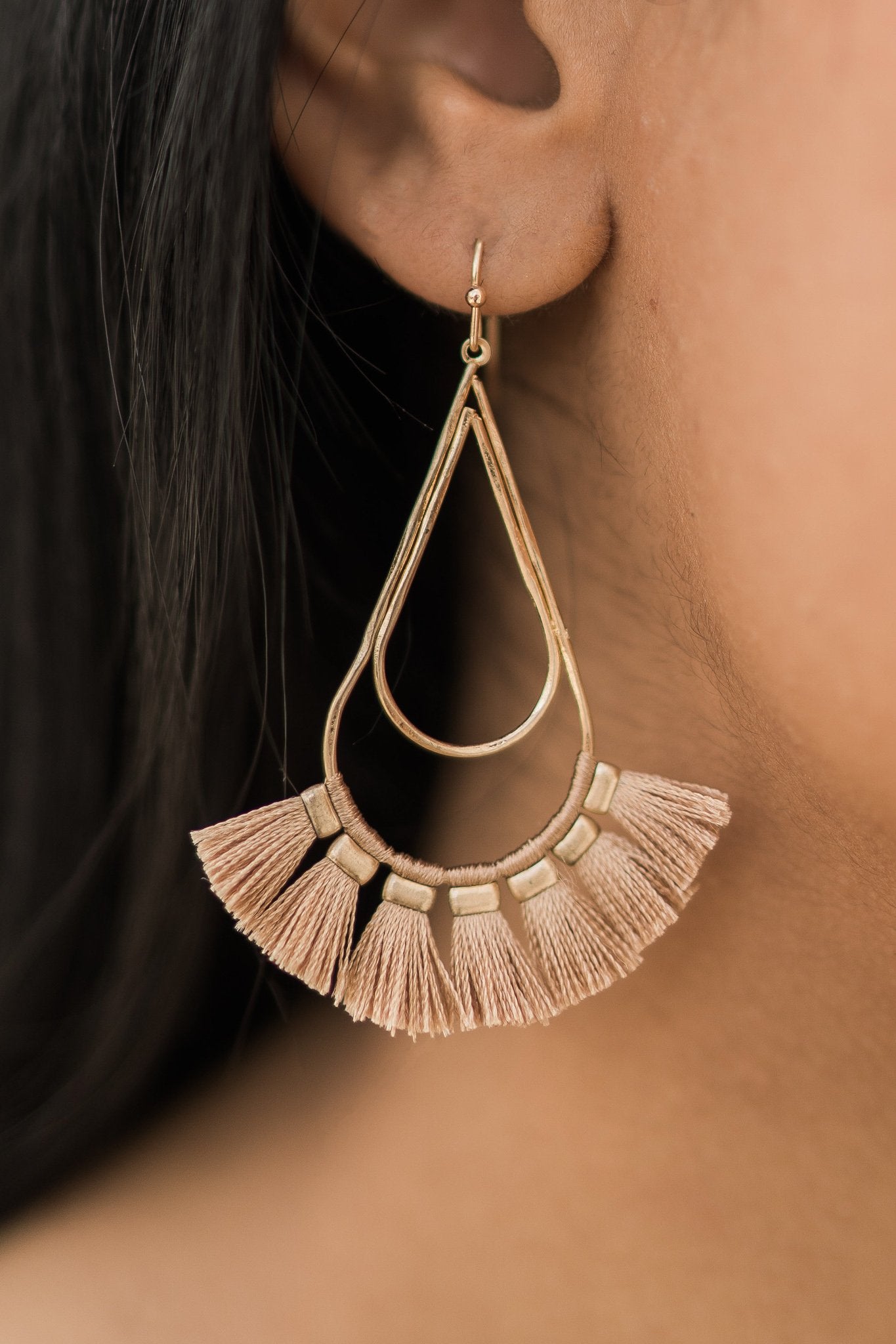 Mandy Teardrop Earrings (Taupe)