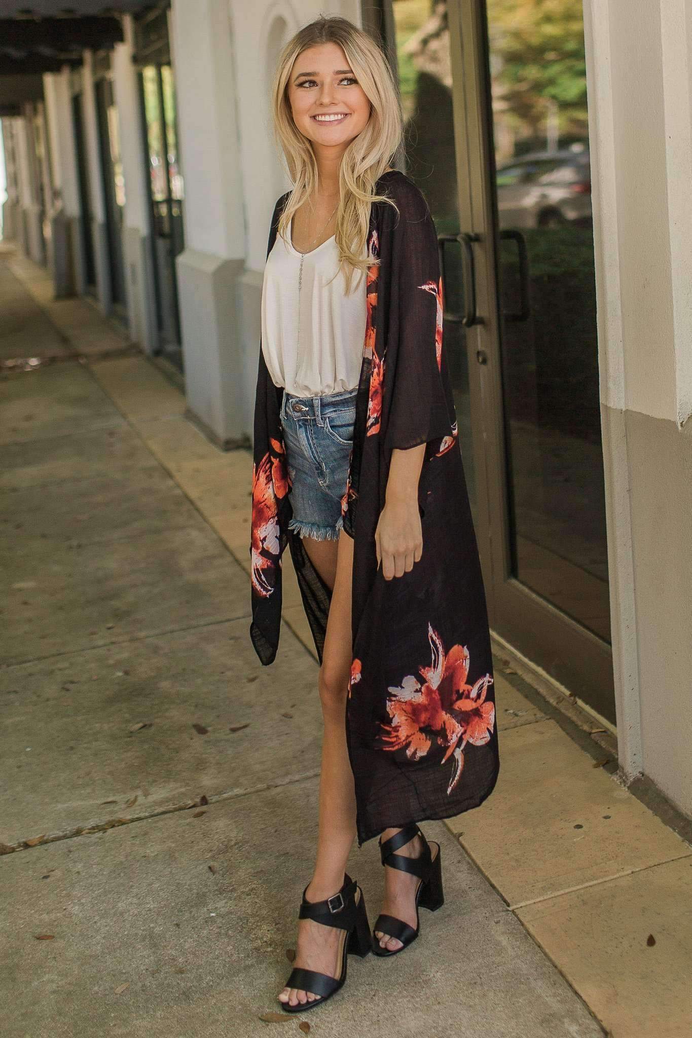 "Detailed In Floral" Kimono Wrap (Black)