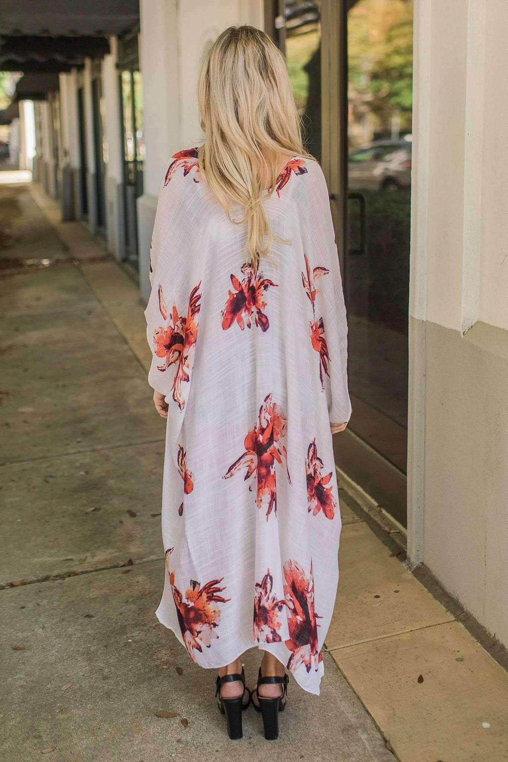 "Detailed In Floral" Kimono Wrap (Cream)