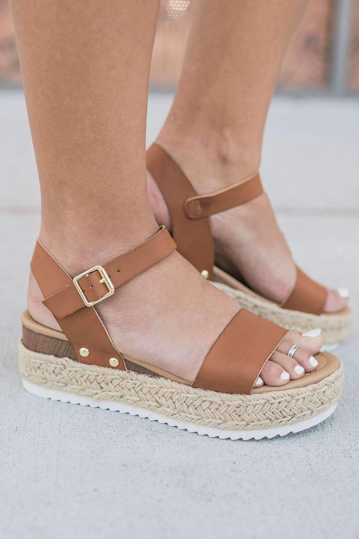 "Make Things Easy" Flatform Sandals (Tan)